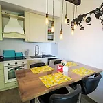 Chez Sophie Luino